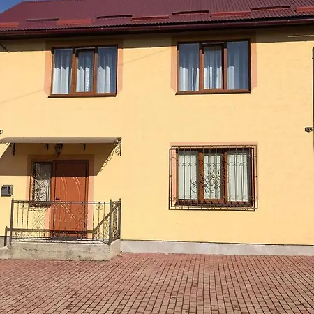 затишна оселя * Mizhhirya (Transcarpathia)